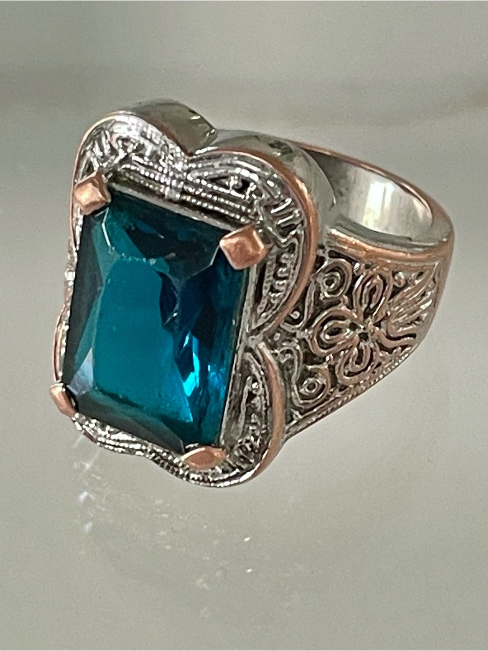 Vintage Ornate Aquamarine Silver Scrollwork Statement Ring
